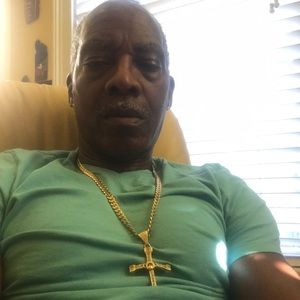 Meet your Posher, Edwin